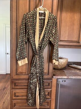 Victoria's Secret Black and Gold Geometric Satin Robe